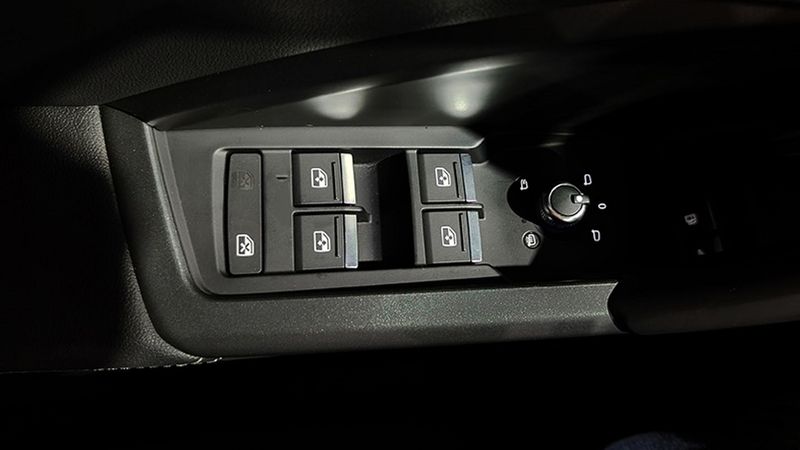 Audi Q3 • 2024 • 13,924 km 7