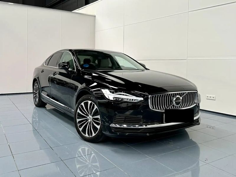 Volvo S90 • 2023 • 22,000 km 1
