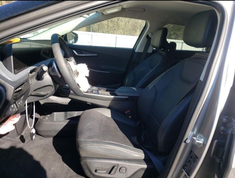 Kia Soul EV • 2023 • 37,114 km 6