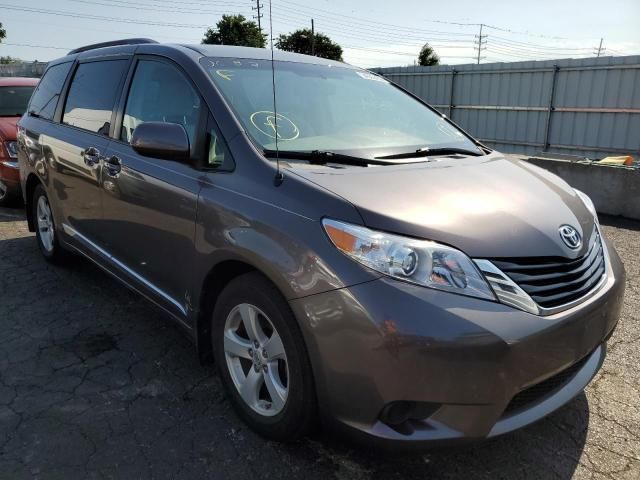 Toyota Sienna • 2012 • 10,000 mi 2