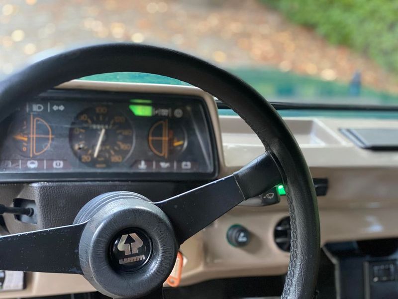 Hummer H1 • 2009 • 89,000 km 5