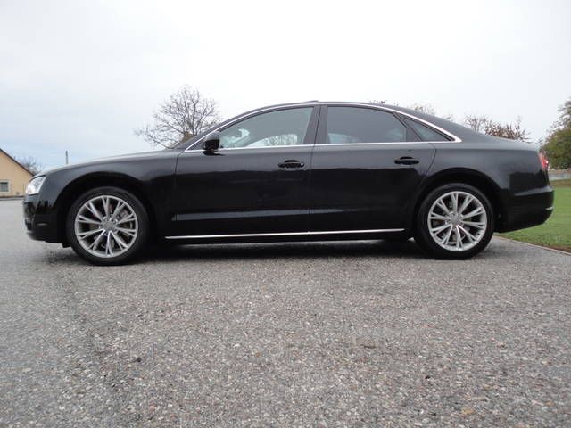 Audi A8 • 2011 • 230,000 km 3