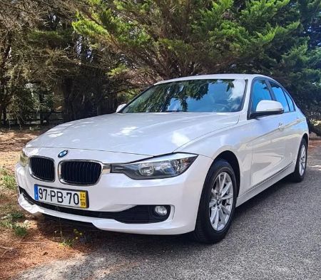 BMW 328i • 2014 • 140,000 km 1