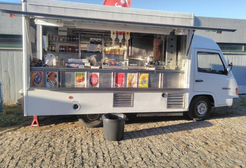 Mercedes-Benz Sprinter Worker • 1994 • 250,000 km 1