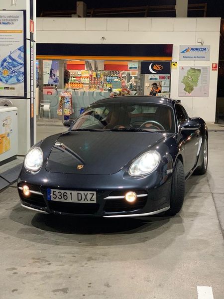 Porsche Cayman • 2006 • 15,000 km 4