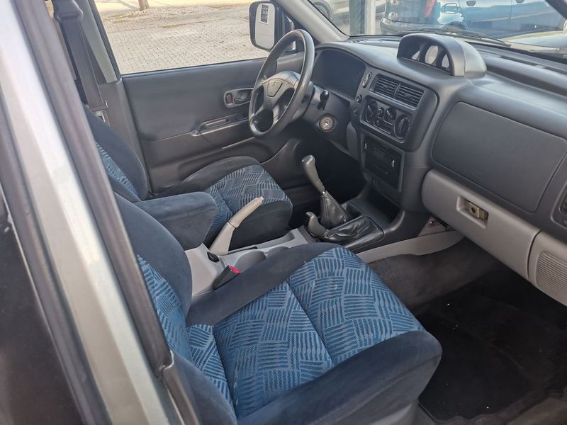 Mitsubishi Pajero Wagon • 2001 • 166,000 km 4