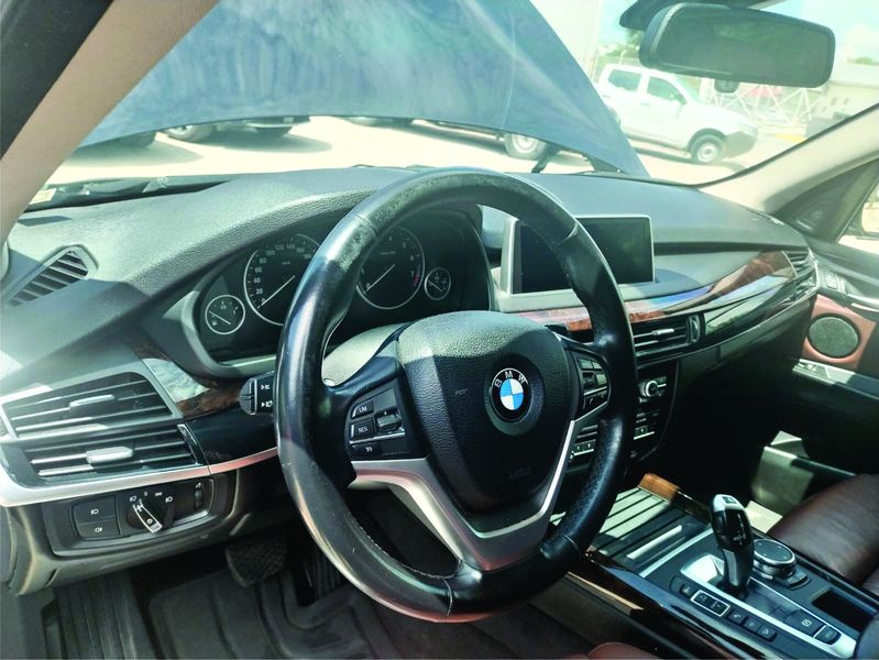 BMW X5 • 2015 • 85,306 km 10