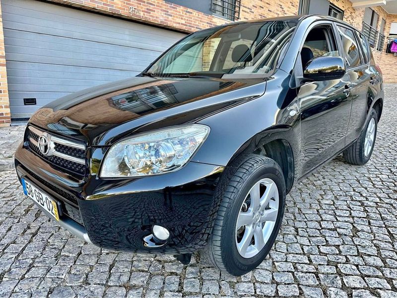 Toyota RAV4 • 2008 • 350,000 km 5