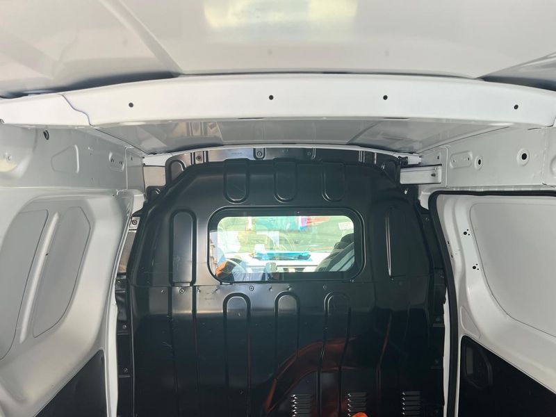 Renault Express • 2022 • 29,908 km 3