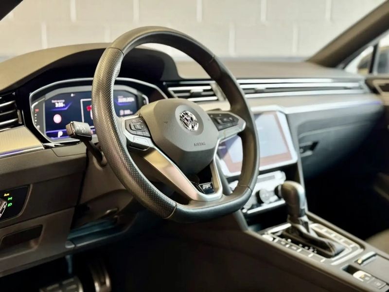 Volkswagen Passat • 2019 • 120,000 km 5