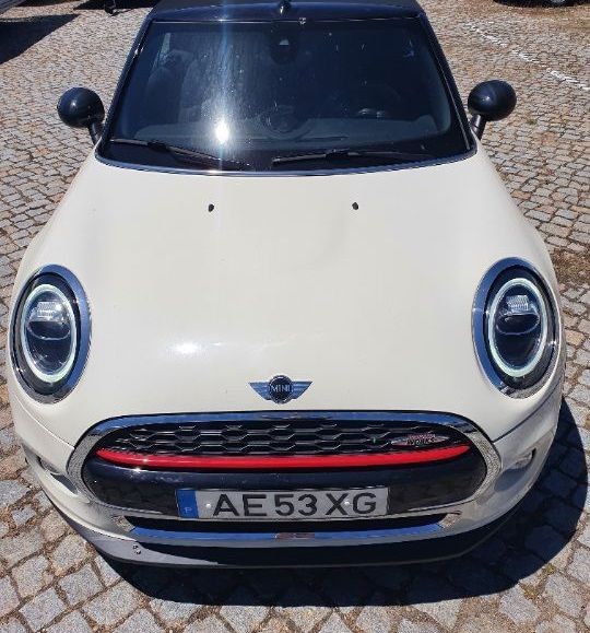 MINI Cooper • 2018 • 10,000 km 1