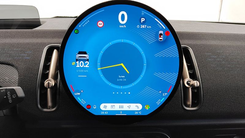 MINI Countryman • 2024 • 2,520 km 38