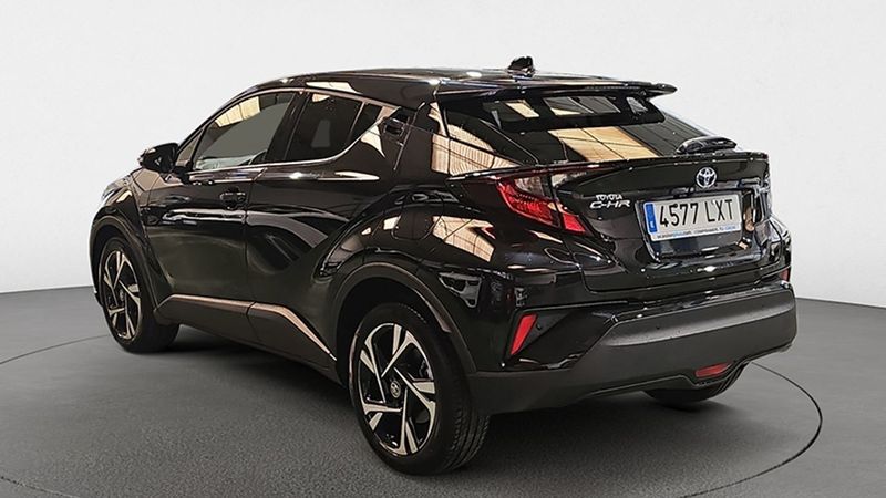 Toyota C-HR • 2022 • 12,113 km 3