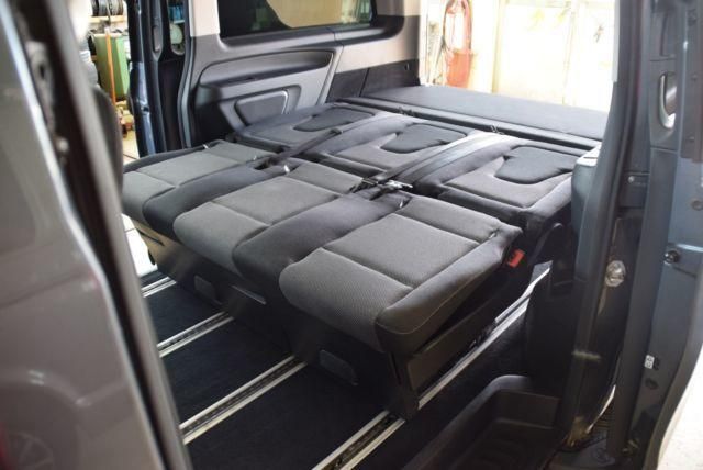 Mercedes-Benz 190 D • 2015 • 161,000 km 10