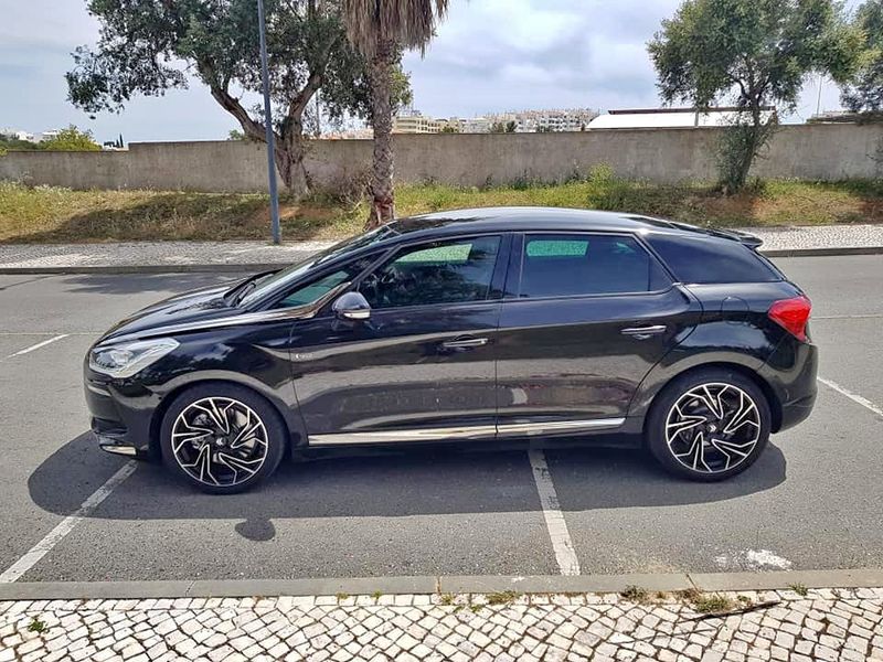 Citroën DS5 • 2013 • 166,000 km 2