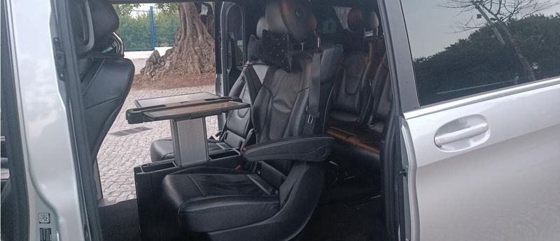 Mercedes-Benz 200 - 300 • 2016 • 200,000 km 6
