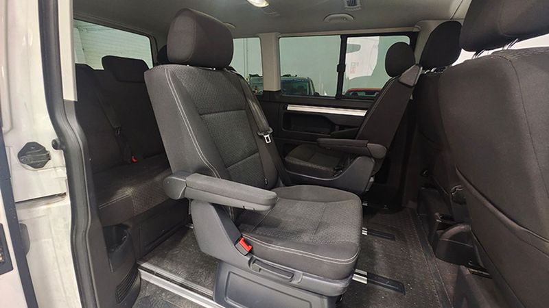 Volkswagen Multivan • 2018 • 59,521 km 16