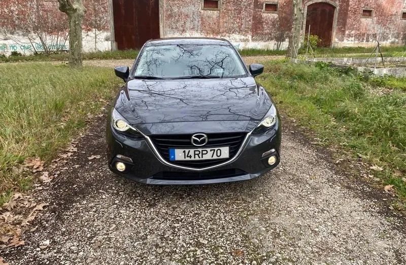 Mazda 3 • 2016 • 90,525 km 1