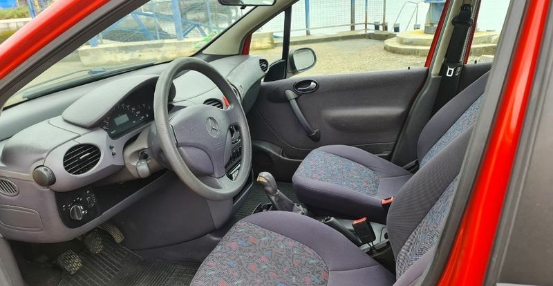 Mercedes-Benz A • 1999 • 184,500 km 2