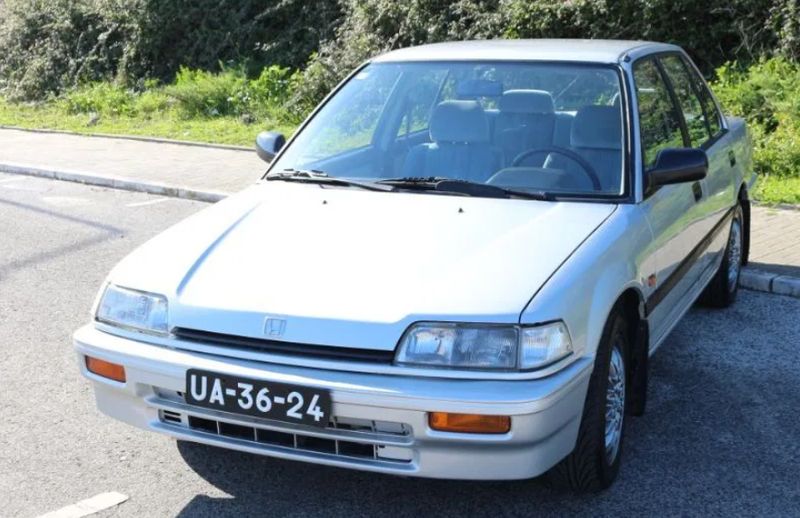 Honda Civic • 1989 • 139,630 km 4