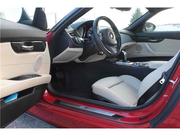 BMW Z4 • 2010 • 82,000 km 4