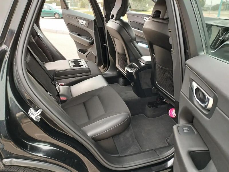 Volvo XC60 • 2020 • 171,000 km 3