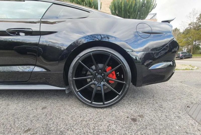 Ford Mustang • 2016 • 75,000 km 4