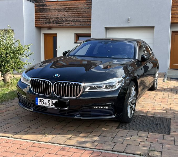 BMW 7 Series • 2016 • 142,000 km 1