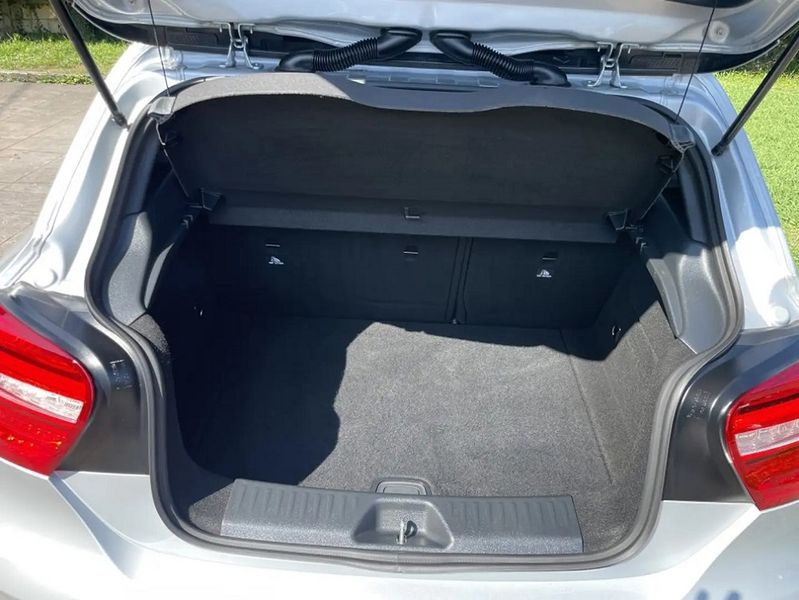 Mercedes-Benz A-Class • 2014 • 129,800 km 7