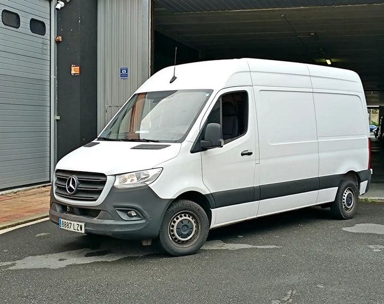 Mercedes-Benz Sprinter • 2022 • 61,000 km 1