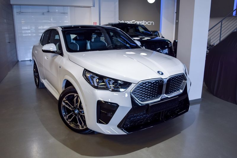BMW X2 • 2024 • 4,100 km 1