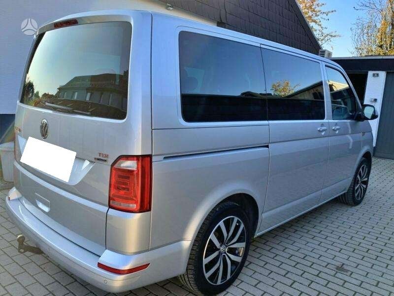 Volkswagen Multivan • 2016 • 166,000 km 11
