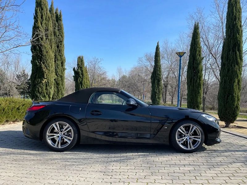 BMW Z4 • 2023 • 32,000 km 3