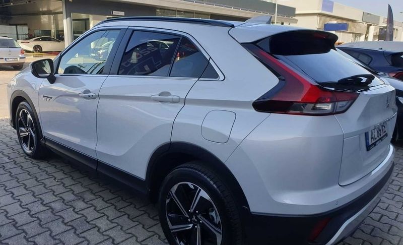 Mitsubishi Eclipse Cross • 2021 • 500 km 1