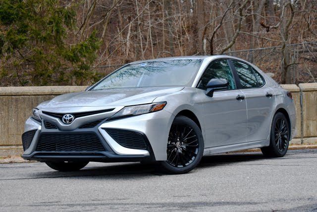 Toyota Camry • 2020 • 12,000 km 1