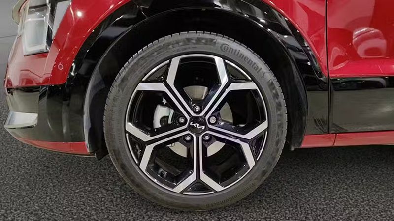 Kia Niro • 2024 • 9,220 km 2