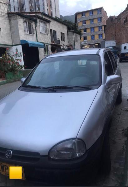 Chevrolet Corsa • 1999 • 218,000 km 1