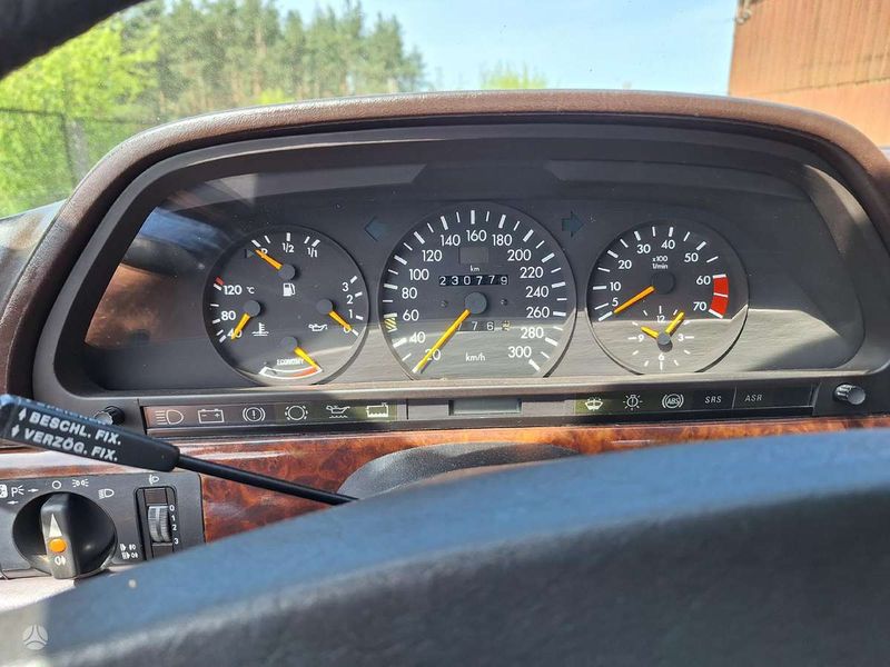 Mercedes-Benz 500 - 600 SEC Coupé • 1986 • 240,000 km 8