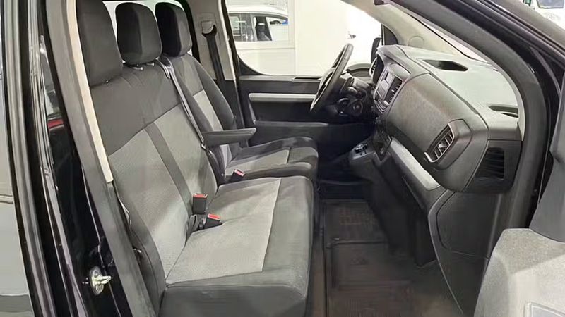 Peugeot Bipper • 2019 • 85,942 km 11