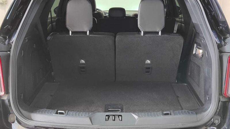 Ford Explorer • 2021 • 63,204 km 10