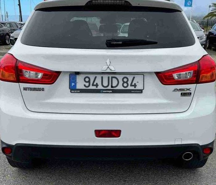 Mitsubishi ASX • 2018 • 52,221 km 3