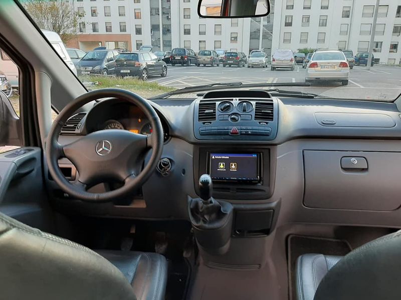 Mercedes-Benz 310 Van • 2007 • 80,000 km 3