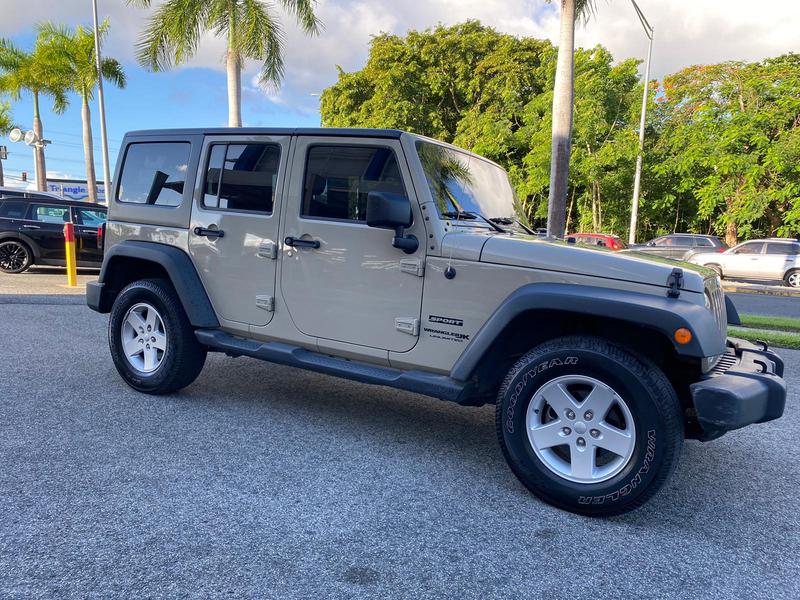 Jeep Wrangler • 2018 • 24 km 1