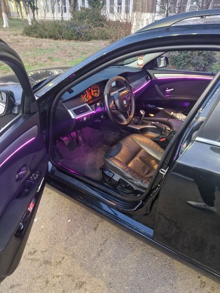 BMW 520D • 2009 • 302,000 km 2