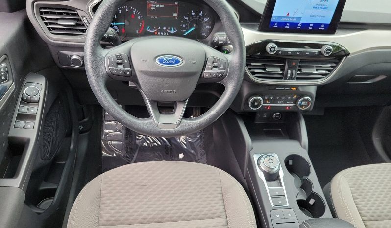 Ford Escape • 2020 • 17,728 km 3