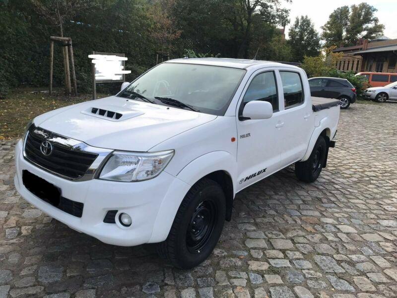 Toyota Hilux • 2015 • 131,500 km 4