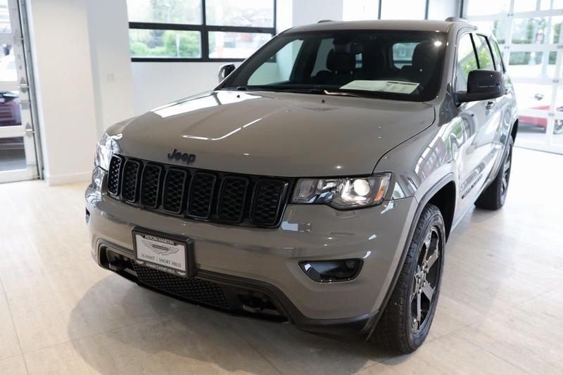 Jeep Grand Cherokee • 2019 • 2,345 km 2