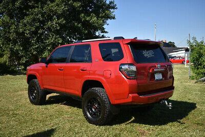 Toyota 4-Runner • 2018 • 3,000 km 3