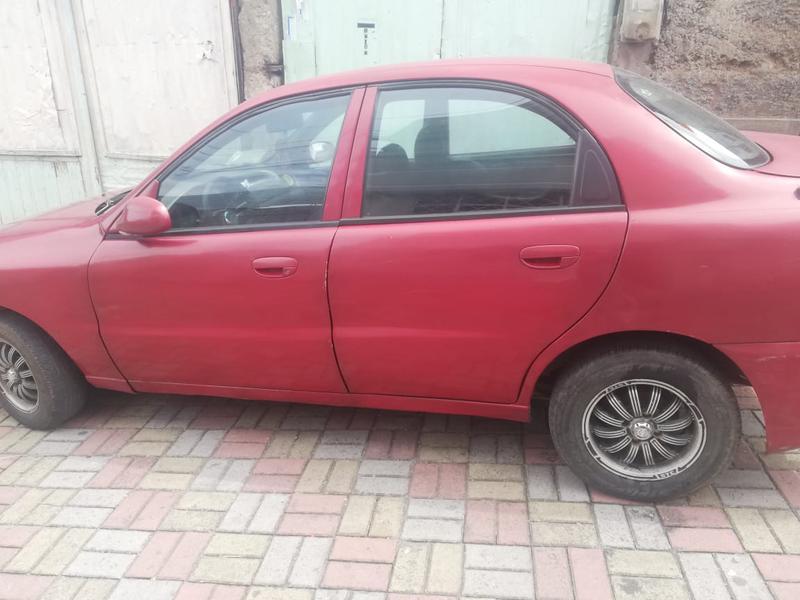 Daewoo Lanos • 2002 • 50,000 km 2