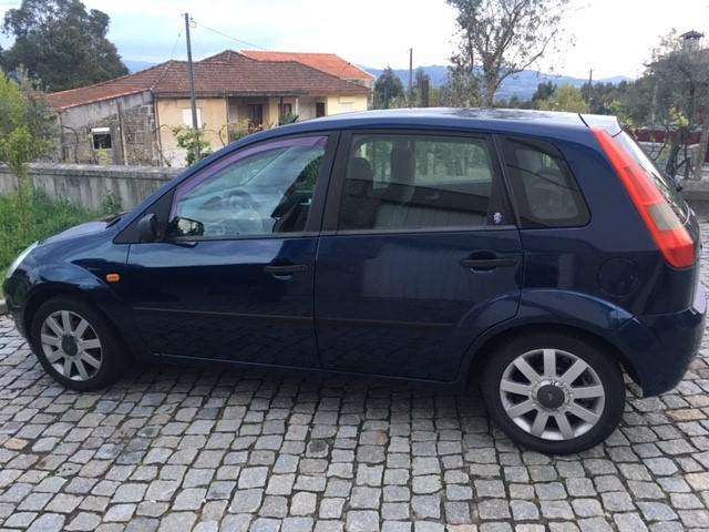 Ford Fiesta • 2004 • 156,250 km 8